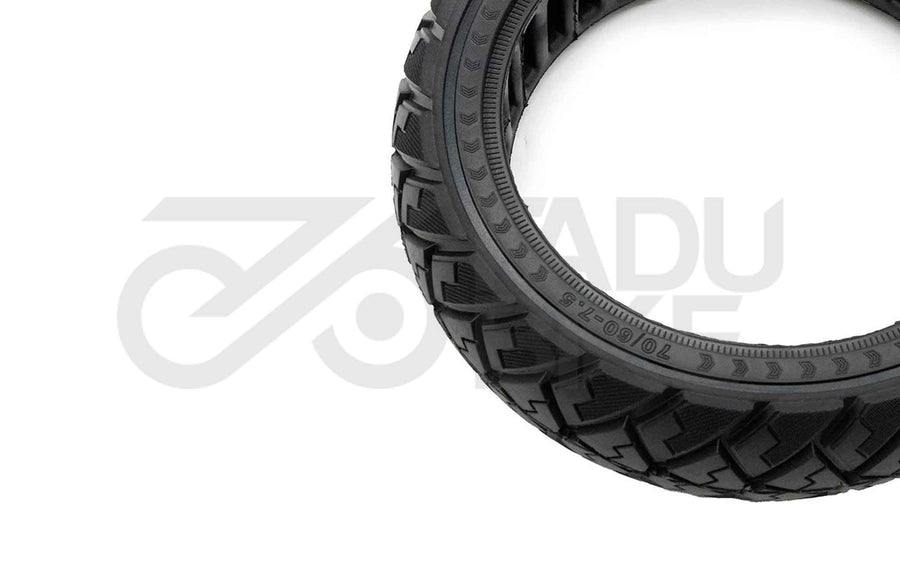 Solid rubber all-terrain tire 70/60-7.5 with diamond tread