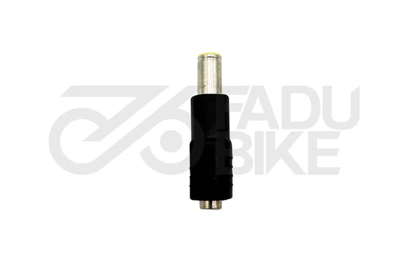 E-Scooter Ladeadapter DC 5,5x2,5 mm auf DC 8 mm für ETWOW